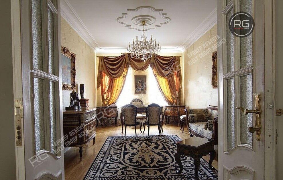   2-к квартира, 112.2 кв.м. 