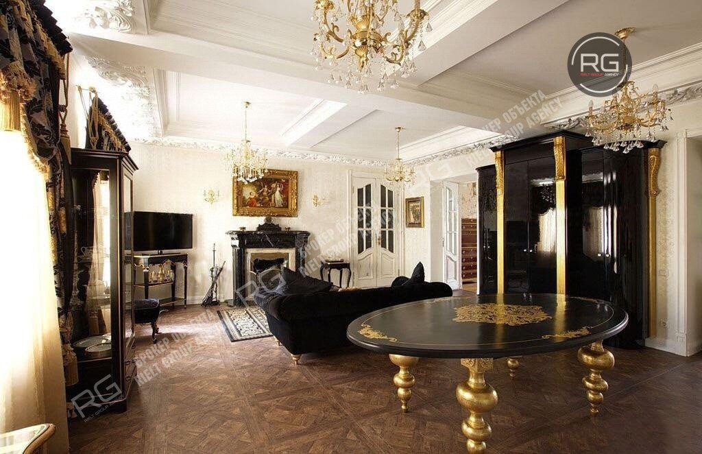   2-к квартира, 112.2 кв.м. 
