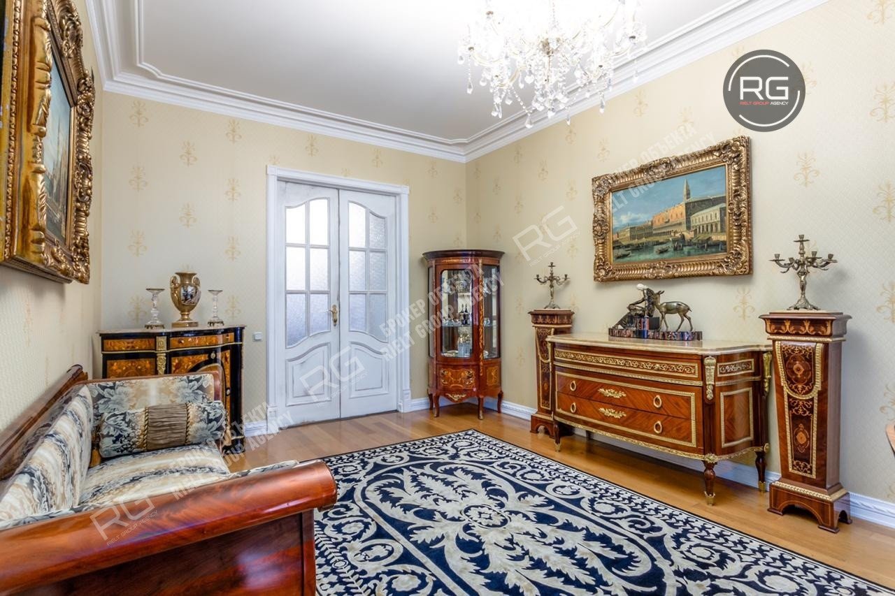   2-к квартира, 112.2 кв.м. 