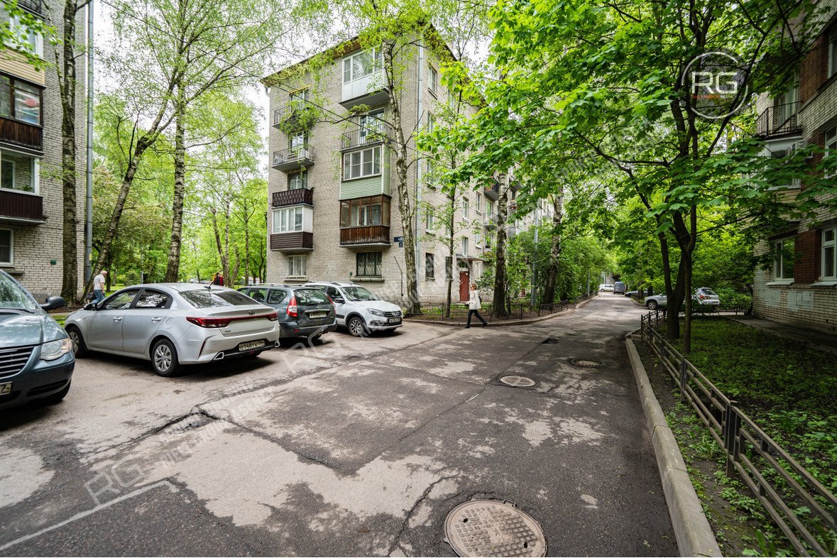   3-к квартира недалеко от метро, 53 кв.м. 