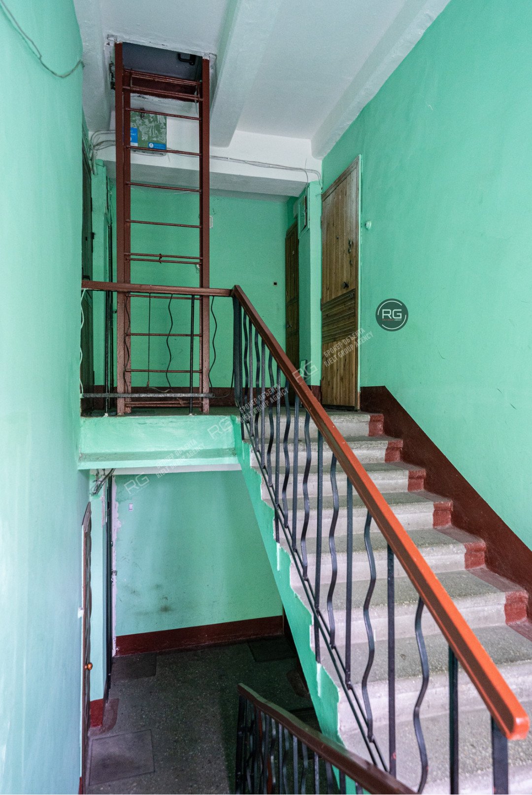   3-к квартира недалеко от метро, 53 кв.м. 