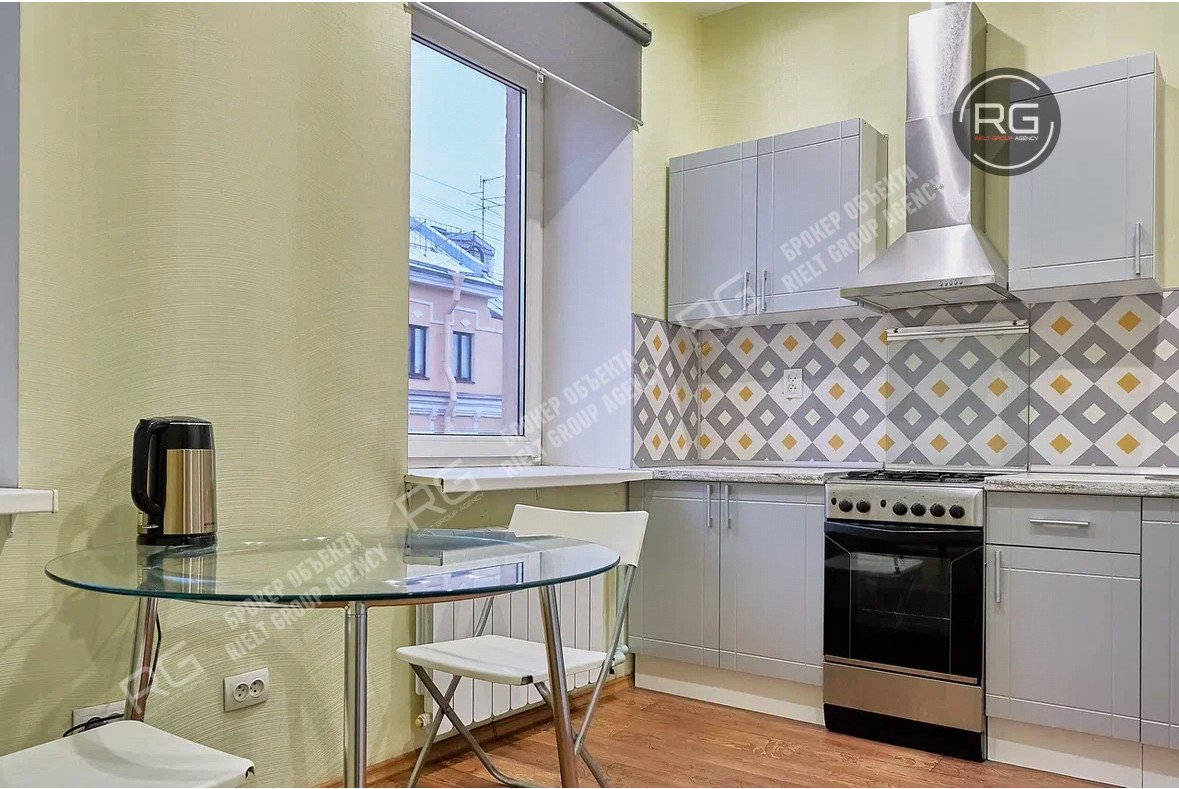   3-к квартира рядом с метро, 76 кв.м. 