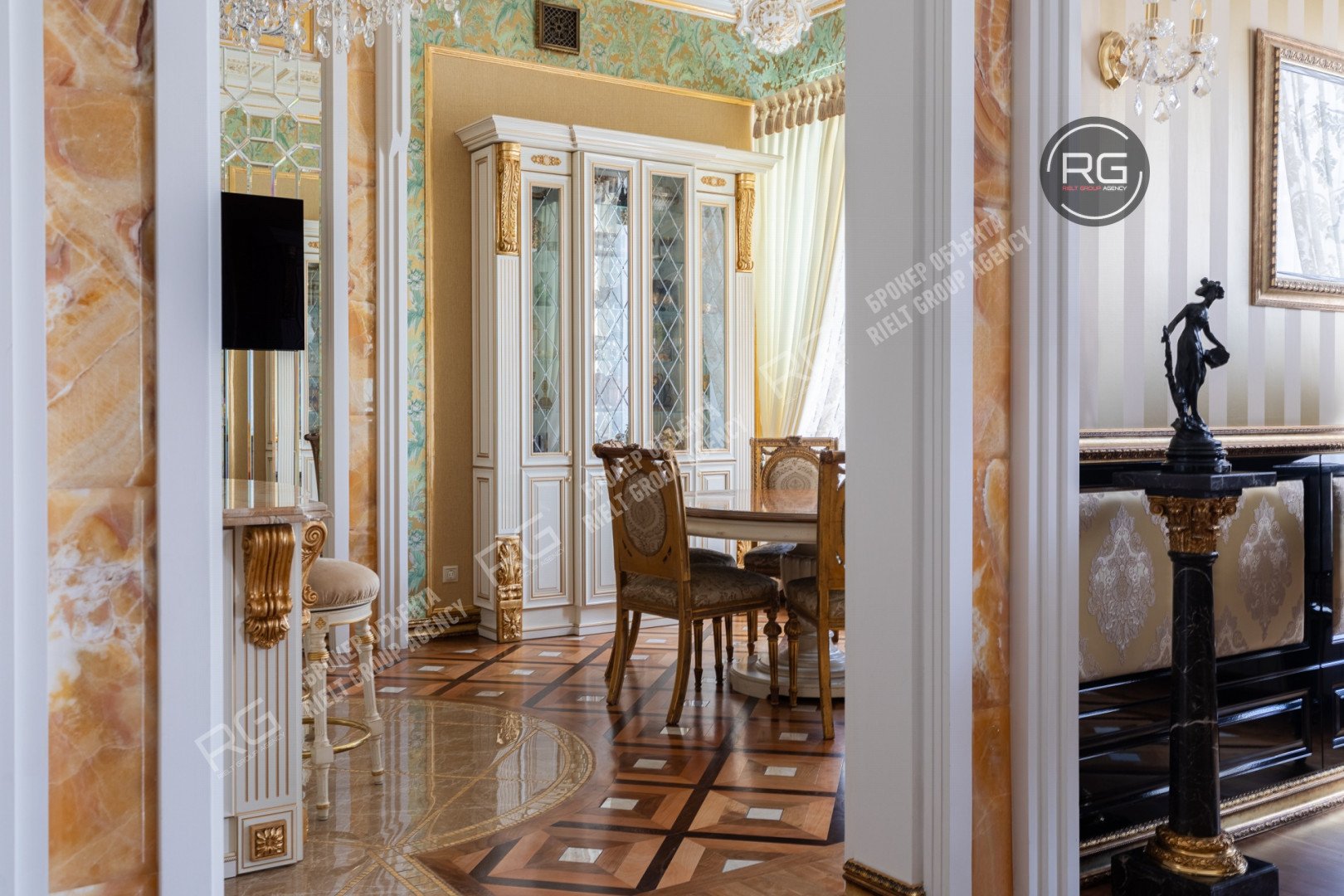   4-к квартира, 172.1 кв.м. 