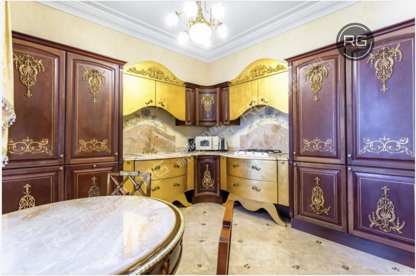   5-к квартира, 223.1 кв.м. 