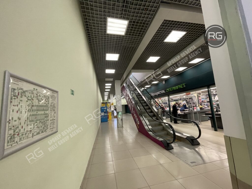   Аренда 1596 м2 в ТЦ, 2 этаж, 1596 кв.м. 