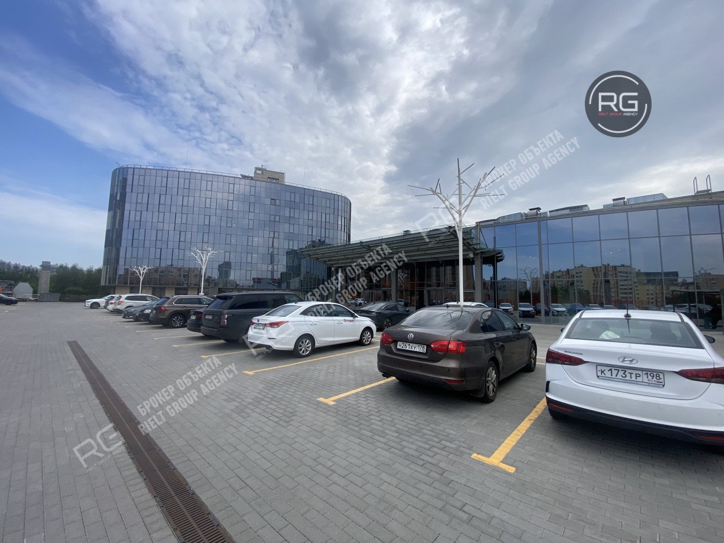   Аренда видового офисного блока., 1130 кв.м. 