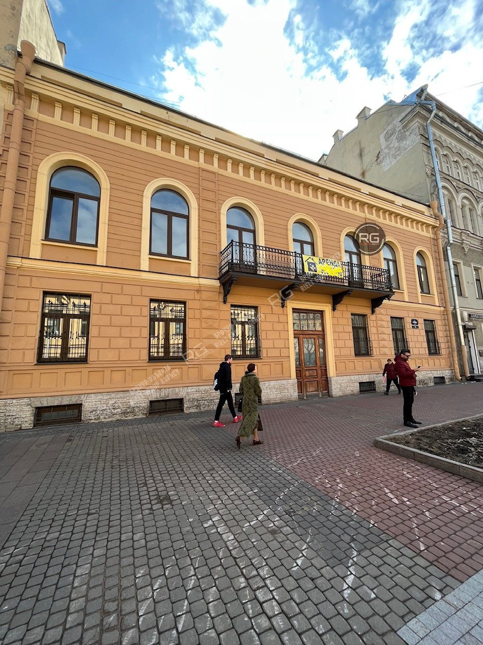  Аренда здания целиком 