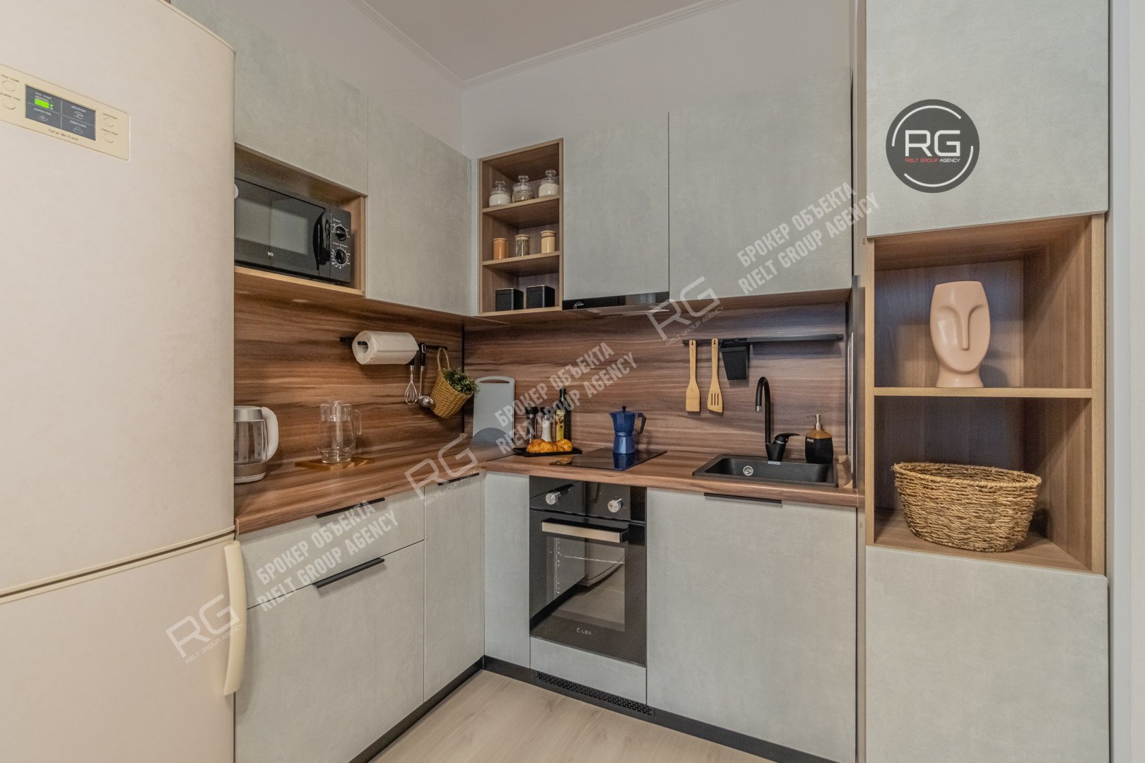   Дизайнерская 1к. квартира, 31 кв.м. 