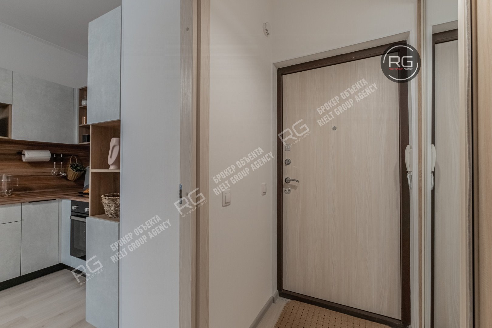   Дизайнерская 1к. квартира, 31 кв.м. 