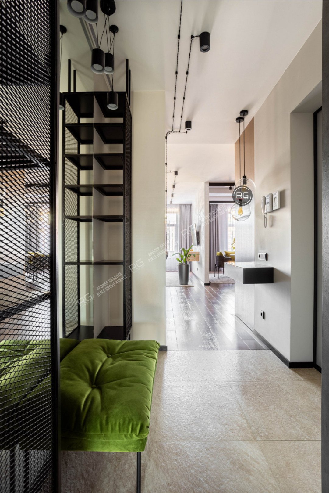   Дизайнерская квартира, 103 кв.м. 