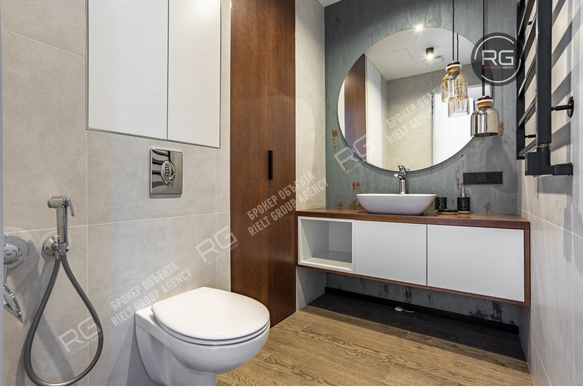   Дизайнерская квартира, 103 кв.м. 
