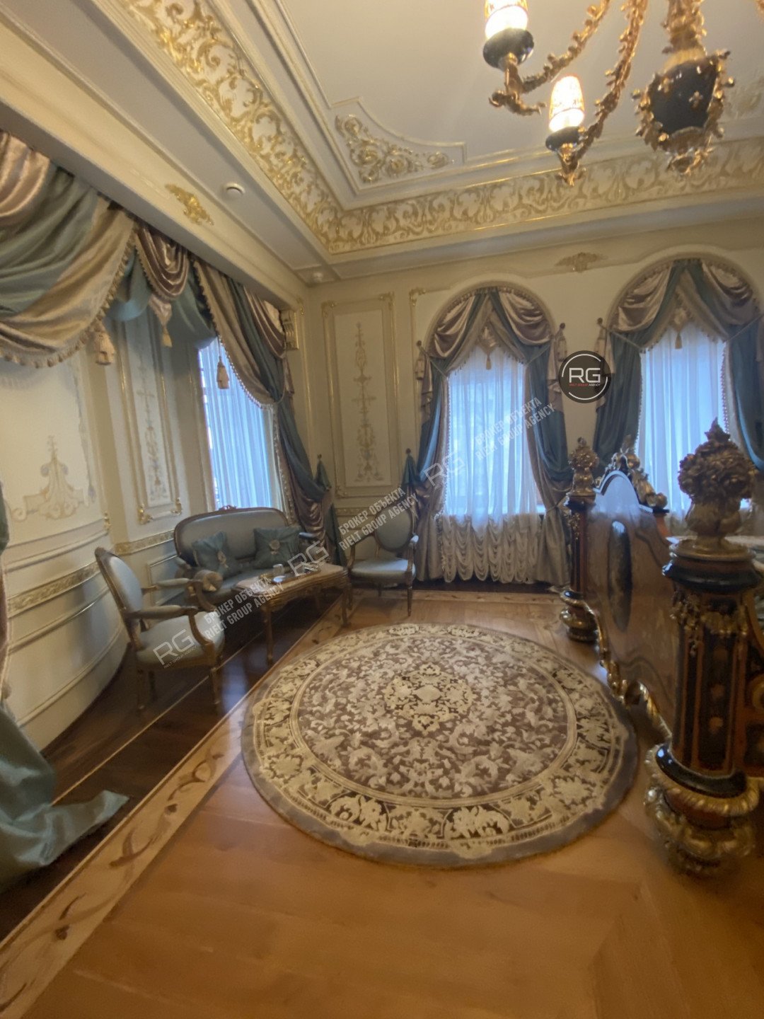   Дизайнерские апартаменты, 540 кв.м. 