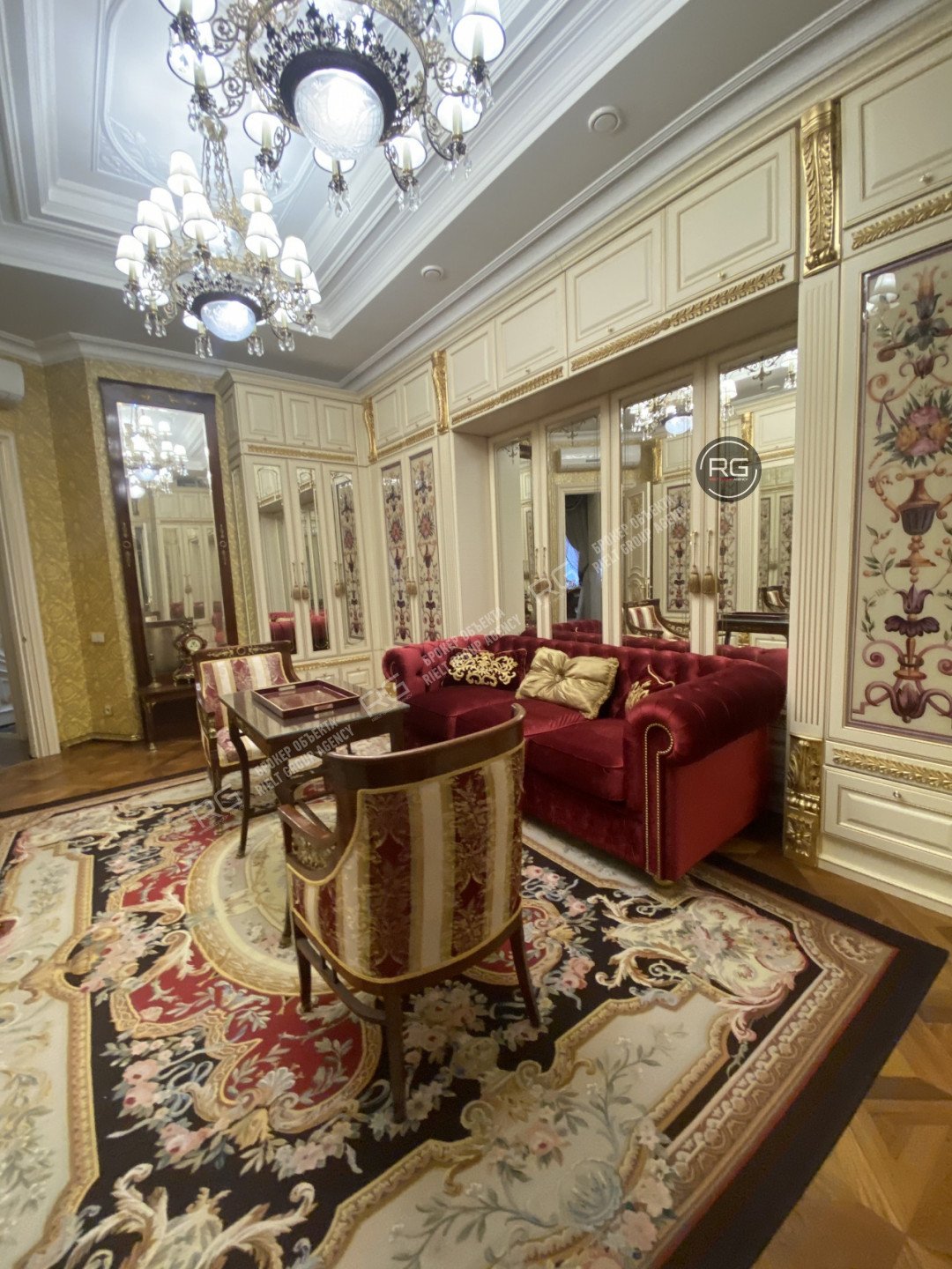   Дизайнерские апартаменты, 540 кв.м. 