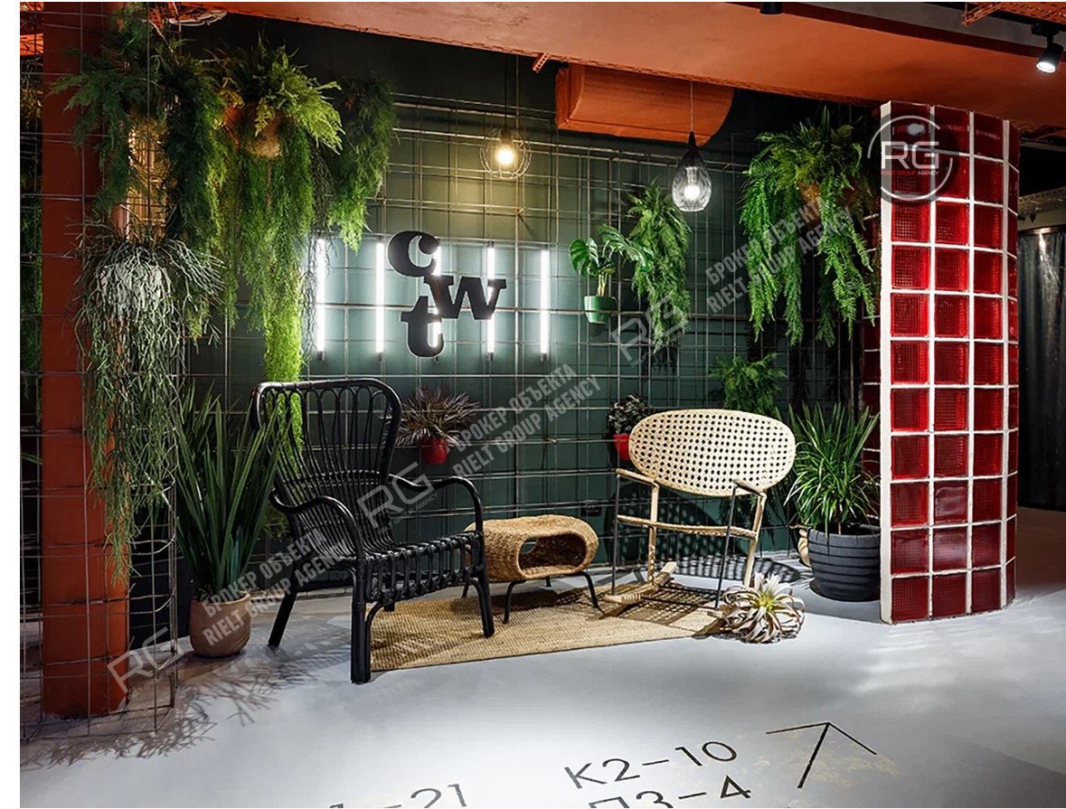   Дизайнерский лофт в центре, 930 кв.м. 