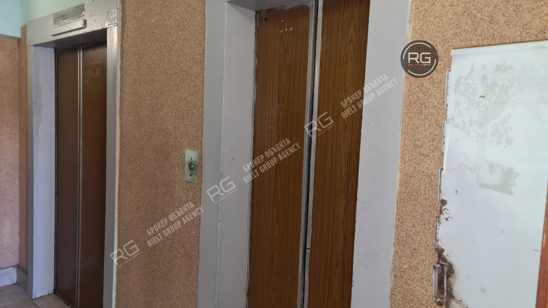   Комната в 2-х квартире, 52 кв.м. 