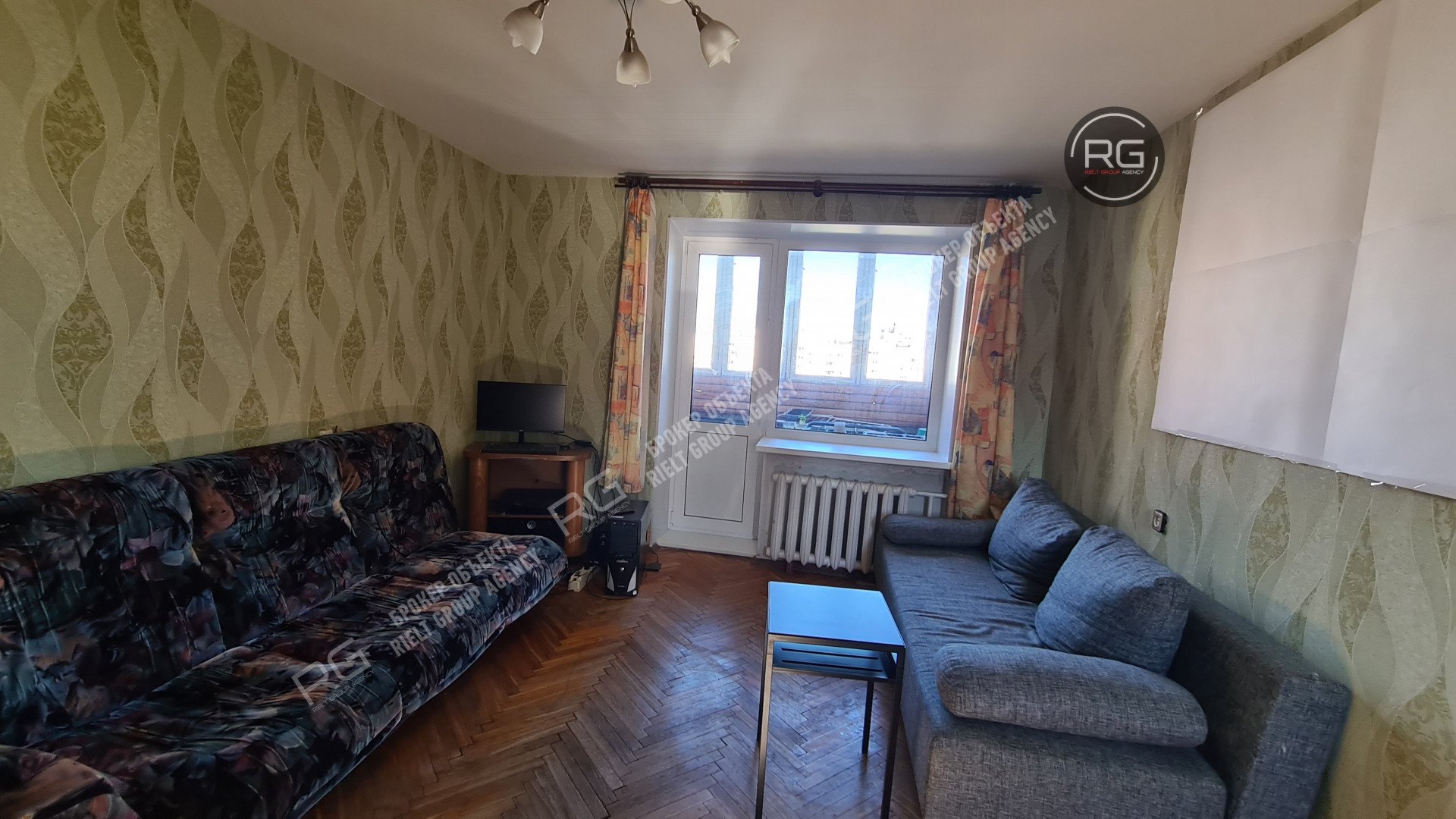   Квартира в кирпичном доме, 56 кв.м. 