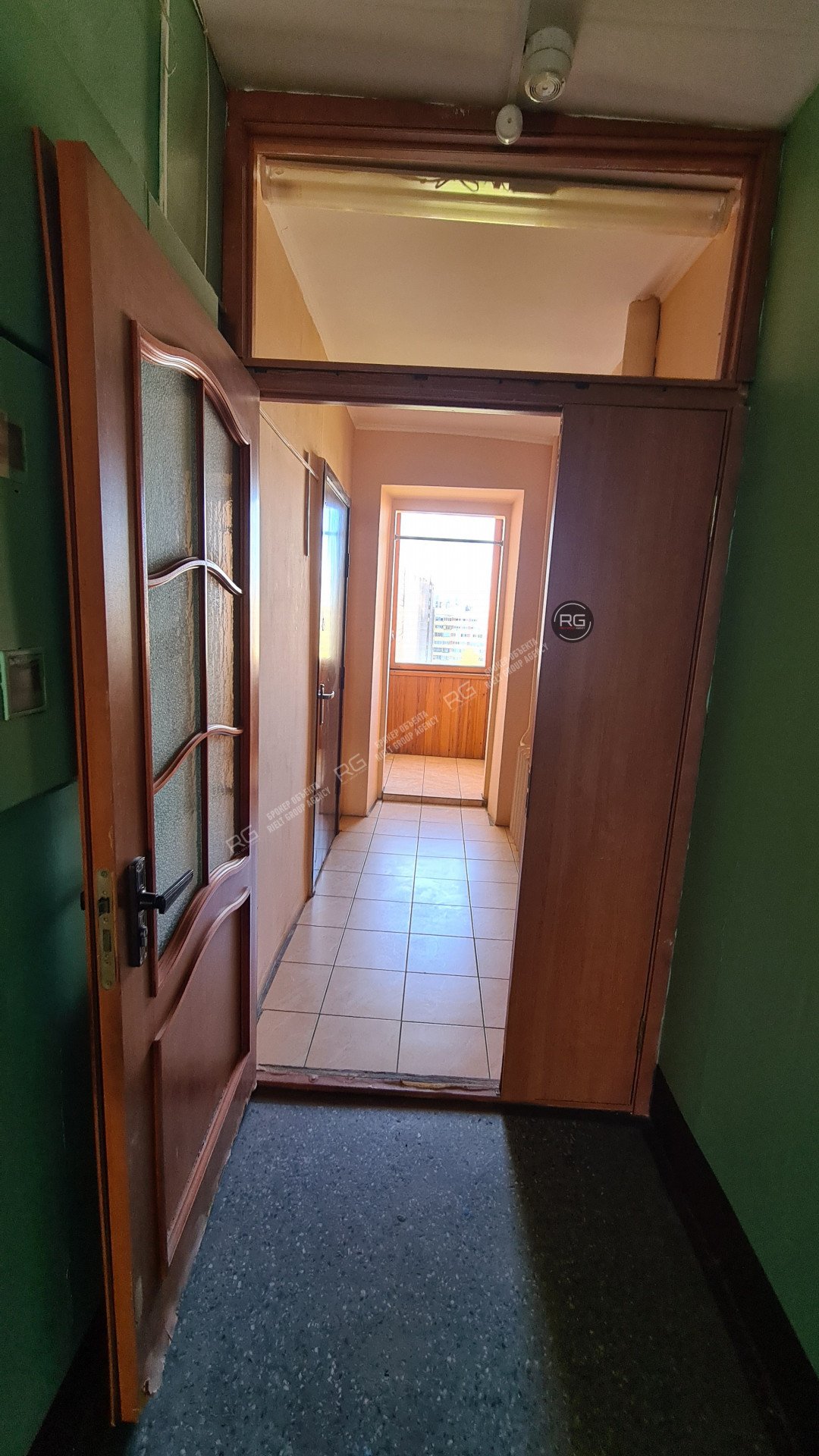   Квартира в кирпичном доме, 56 кв.м. 