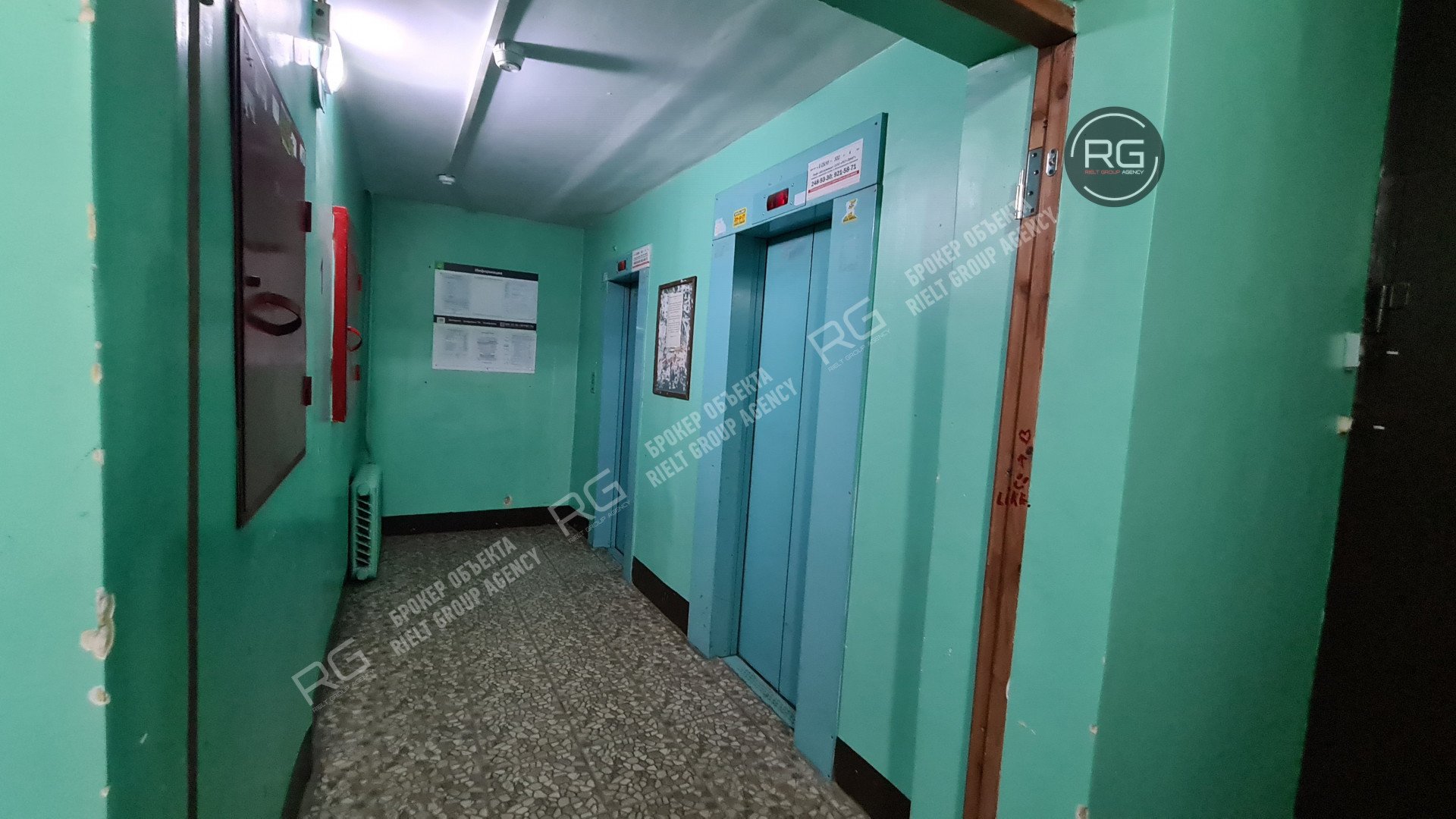   Квартира в кирпичном доме, 56 кв.м. 