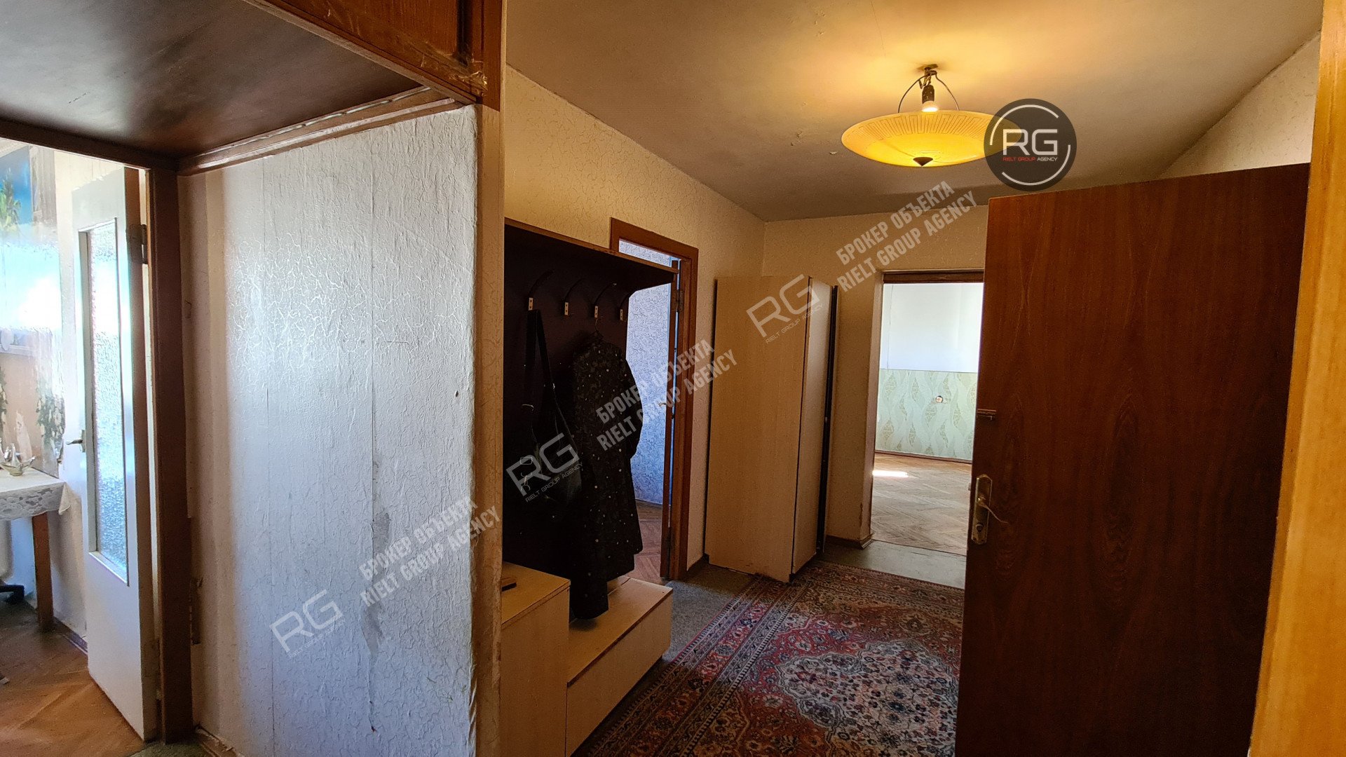   Квартира в кирпичном доме, 56 кв.м. 