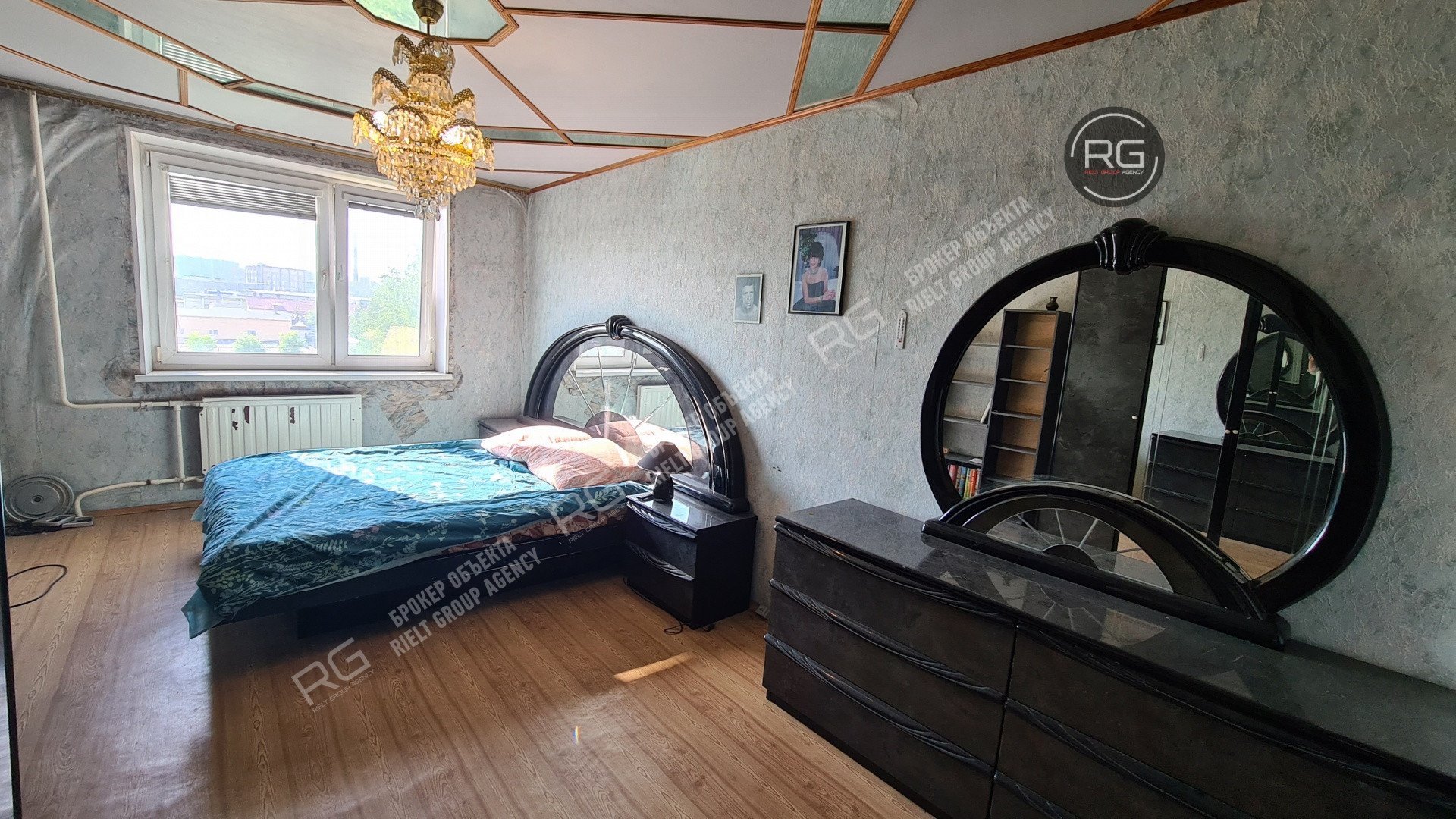  Квартира в Приморском районе, 72 кв.м. 
