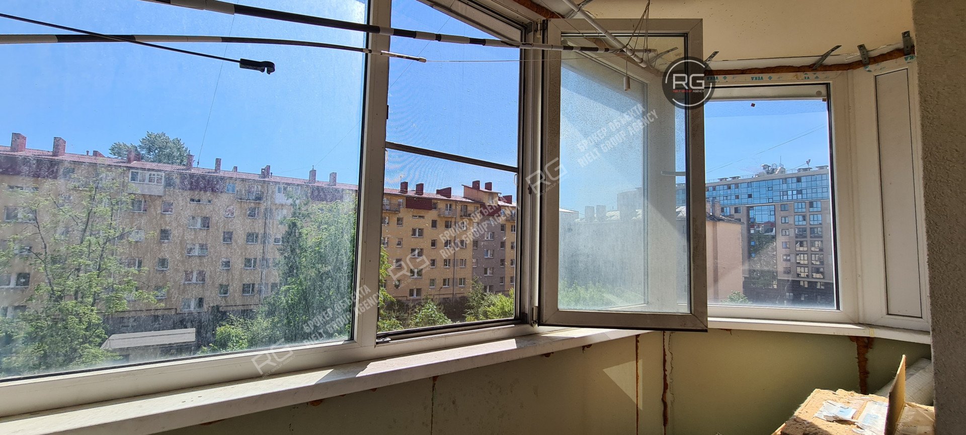   Квартира возле метро, 45 кв.м. 