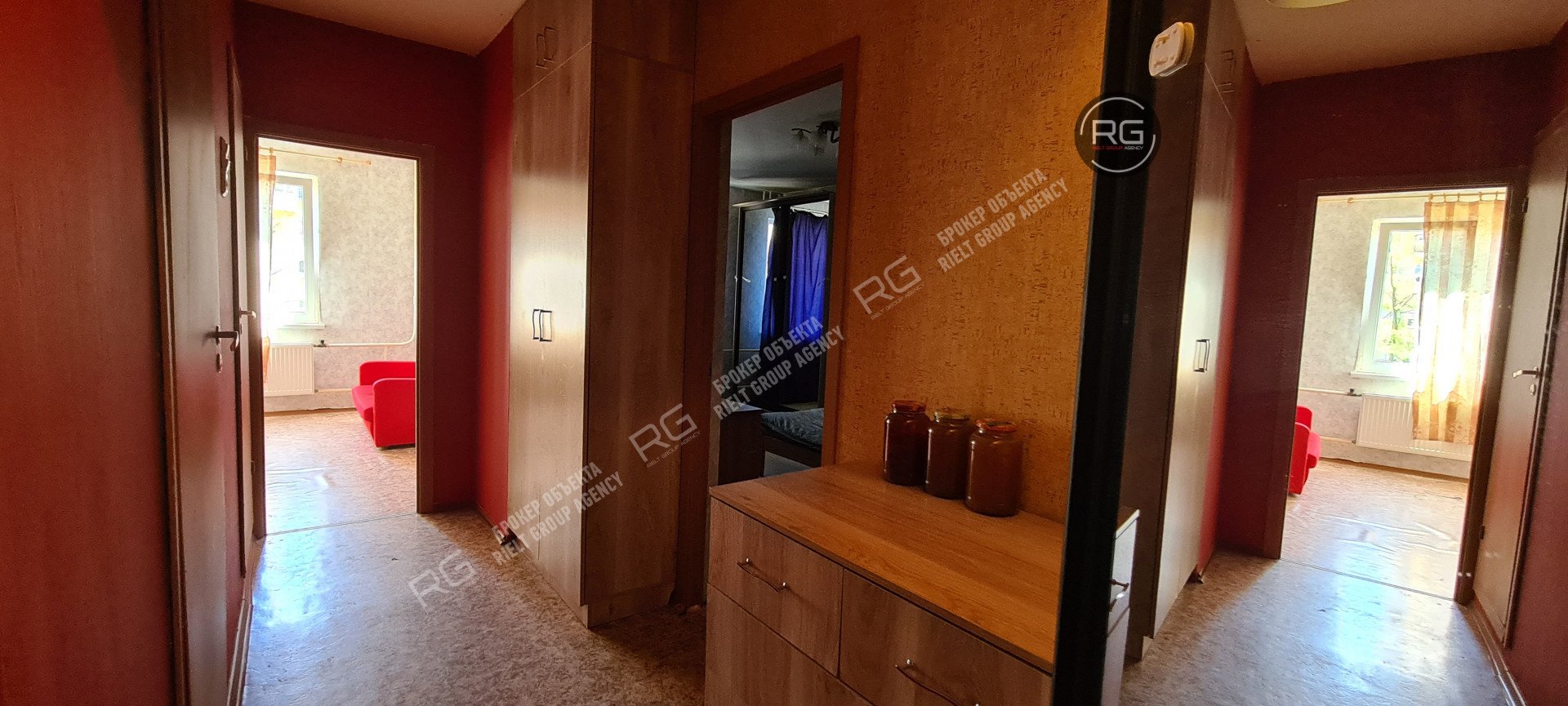   Квартира возле метро, 45 кв.м. 