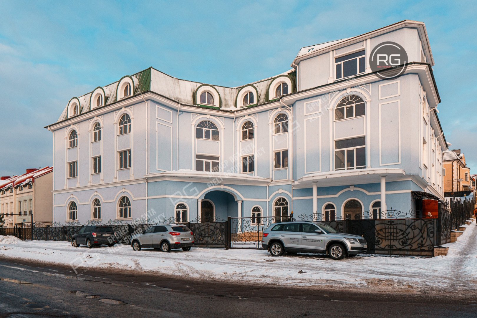 Продается здание 5000м2 