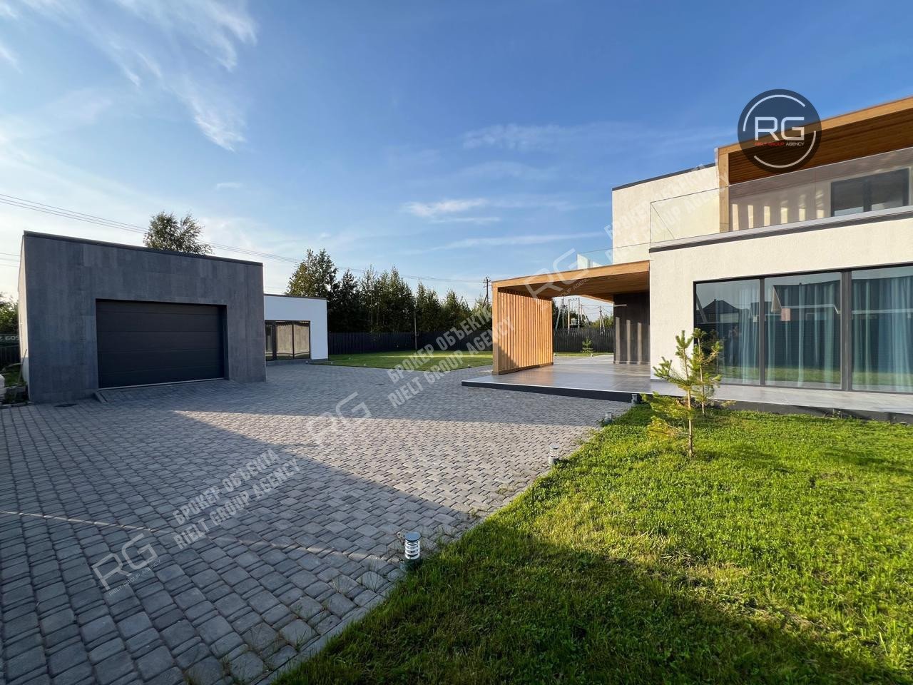   Продажа нового современного дома, 347 кв.м. 
