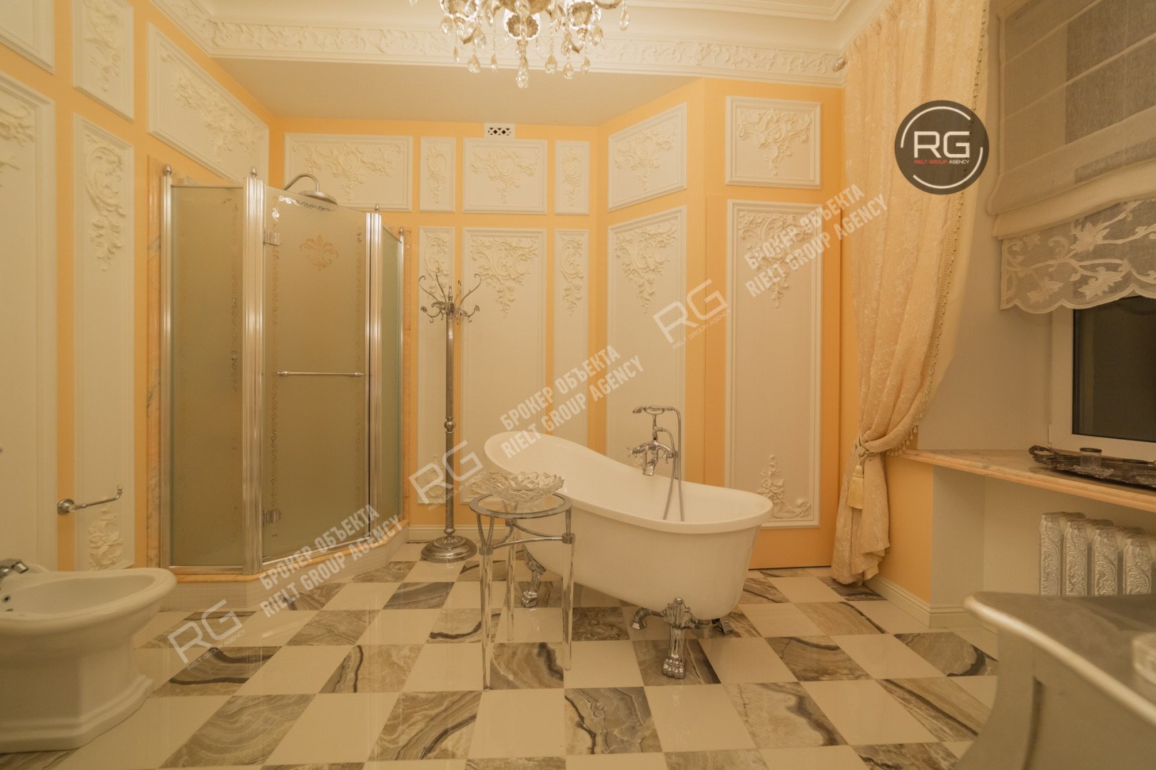   роскошная квартира, 265 кв.м. 