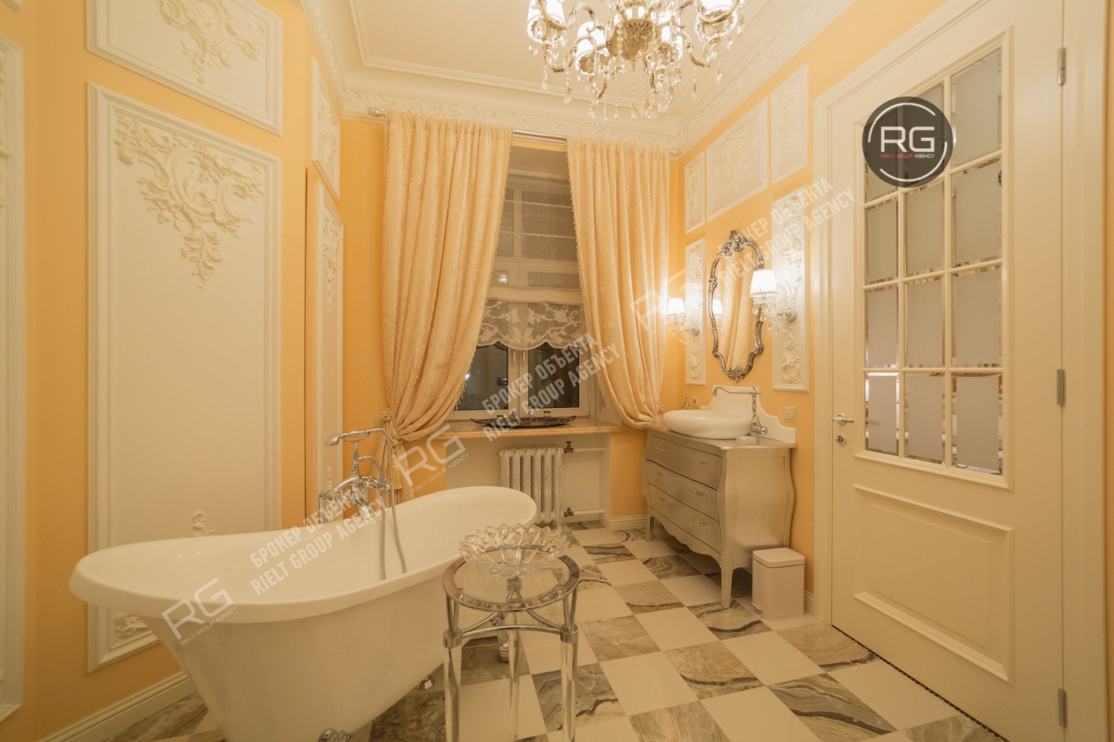   роскошная квартира, 265 кв.м. 