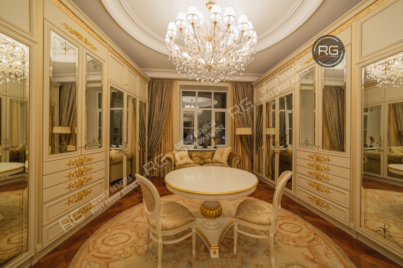   роскошная квартира, 265 кв.м. 