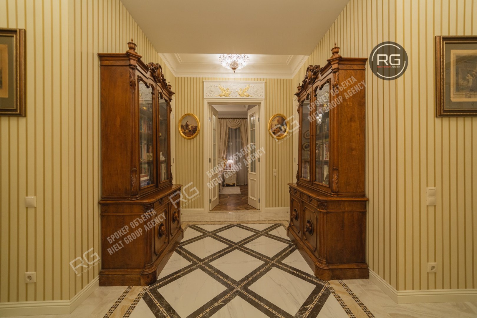   роскошная квартира, 265 кв.м. 