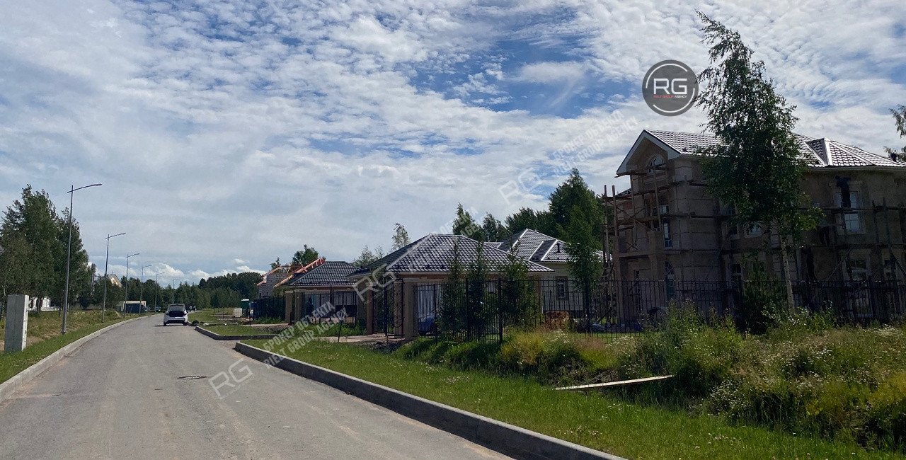  Участок в центре Петергофа 