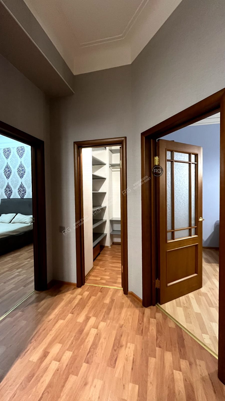   Укомплектованная квартира, 50 кв.м. 