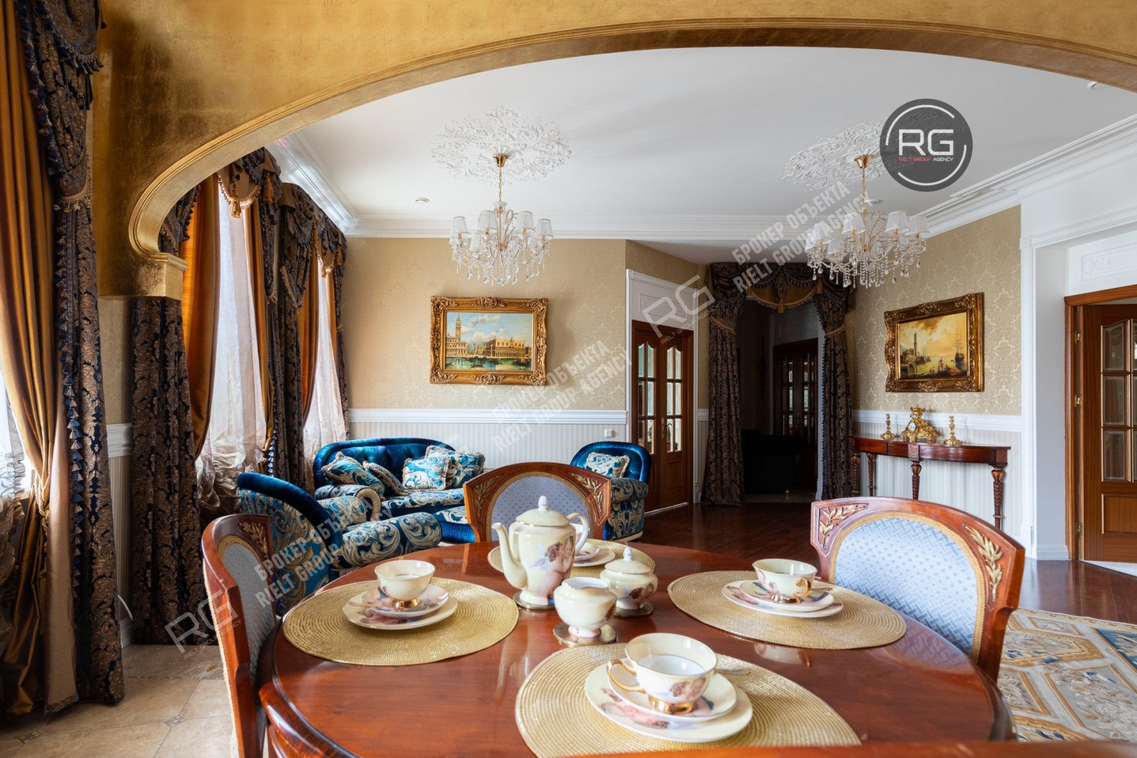   Видовая дизайнерская квартира, 221.4 кв.м. 