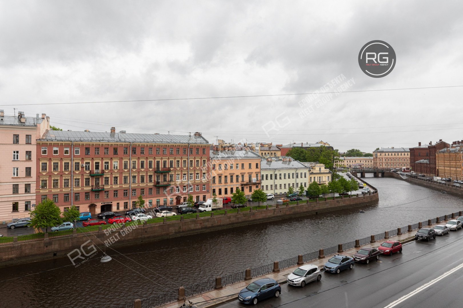   Видовая дизайнерская квартира, 221.4 кв.м. 