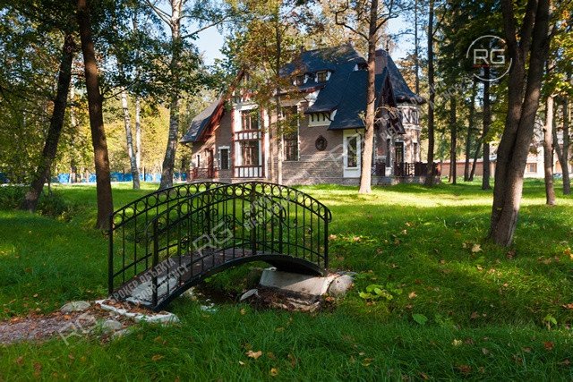   Вилла в окружении природы, 404 кв.м. 
