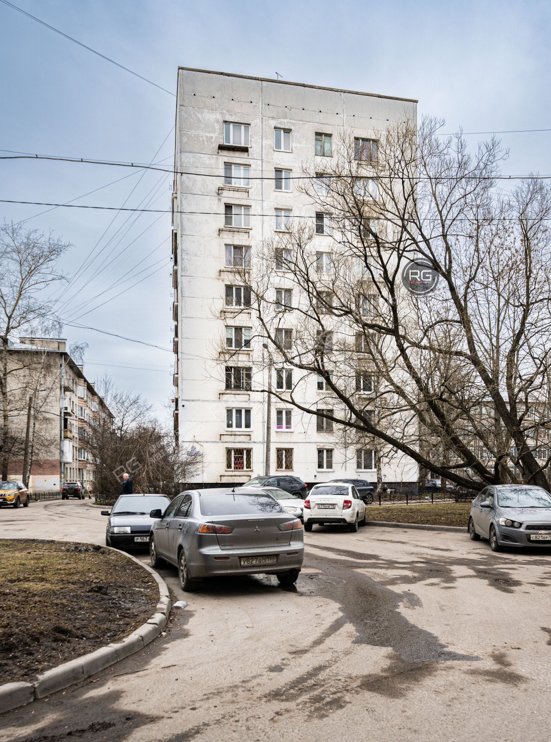   Зеленый район, пешком от метро, 42 кв.м. 
